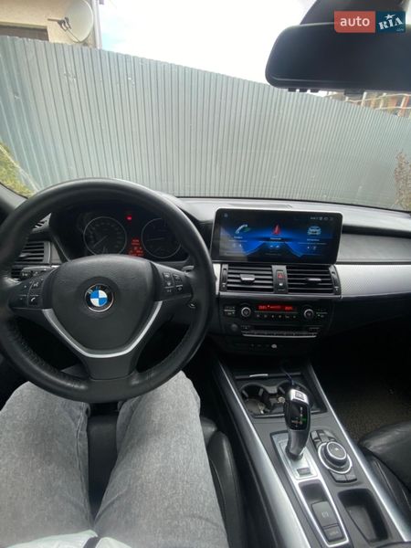 Внедорожник / Кроссовер BMW X5 2011 в Ужгороде
