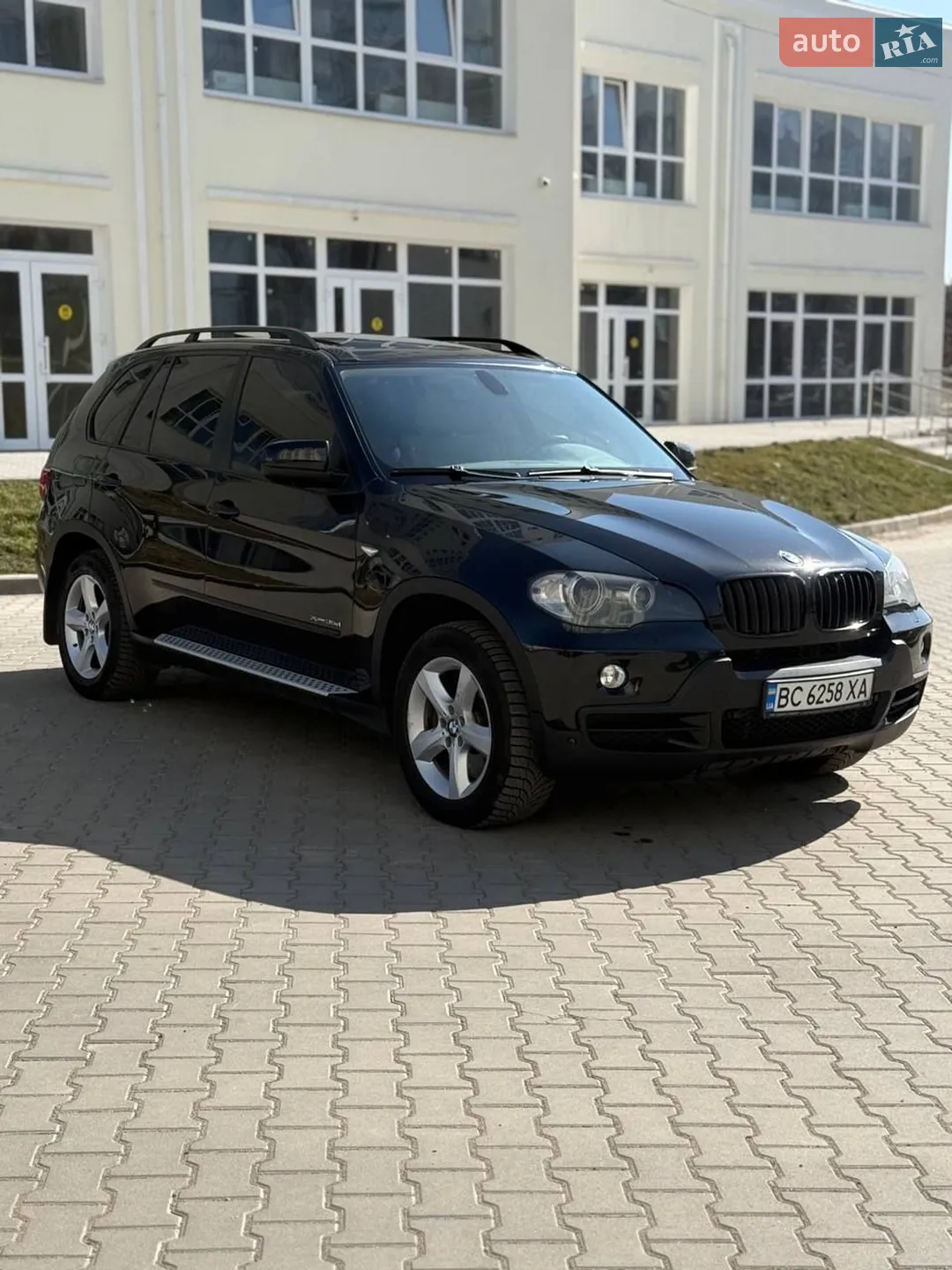 2010 BMW X5 - мініатюра 3