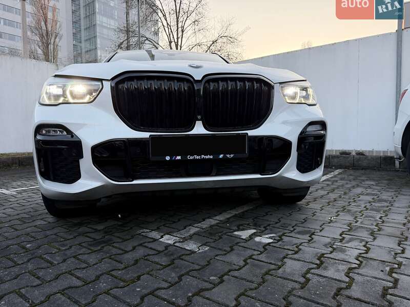 Внедорожник / Кроссовер BMW X5 2019 в Черновцах