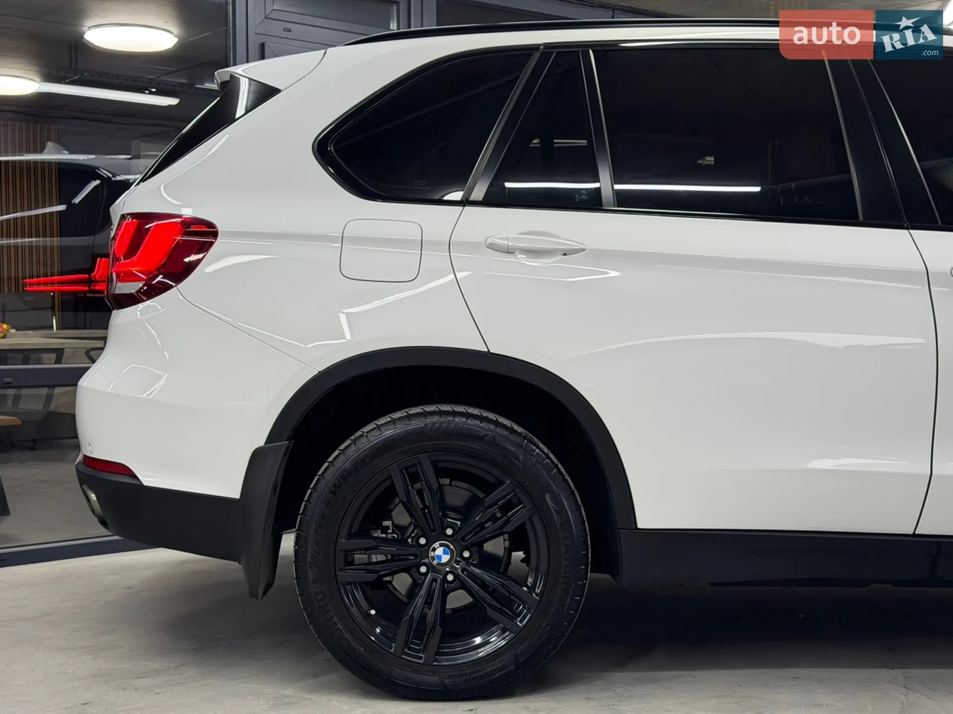 2017 BMW X5 - мініатюра 14