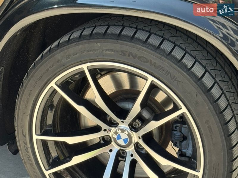 Внедорожник / Кроссовер BMW X5 2010 в Крюковщине