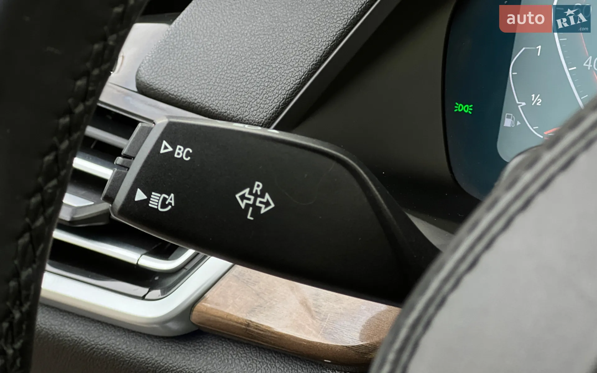 2020 BMW X5 - мініатюра 16