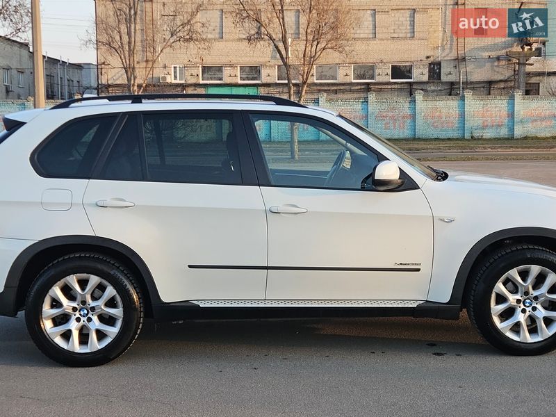 Внедорожник / Кроссовер BMW X5 2011 в Киеве