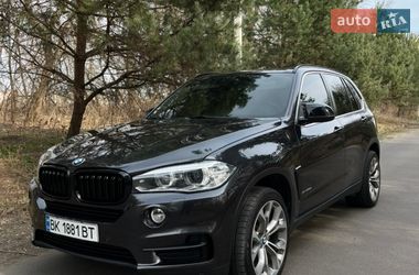 Внедорожник / Кроссовер BMW X5 2014 в Ровно