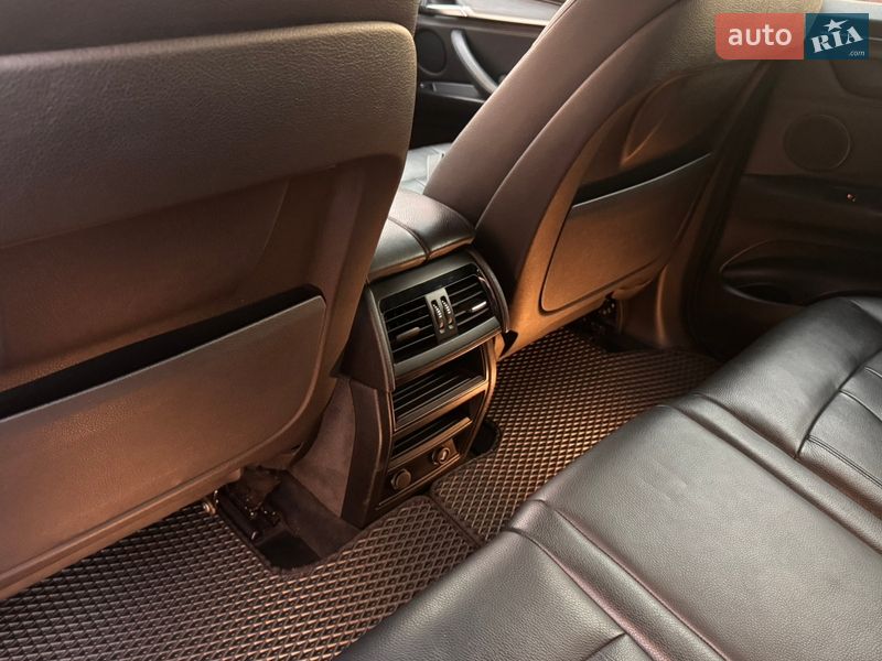 Внедорожник / Кроссовер BMW X5 2015 в Днепре