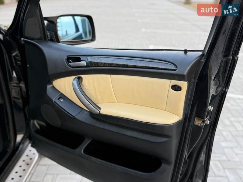 Внедорожник / Кроссовер BMW X5 2005 в Черновцах