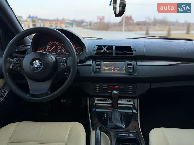 Внедорожник / Кроссовер BMW X5 2005 в Черновцах