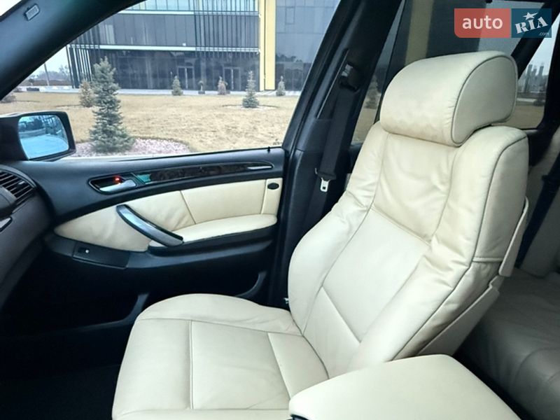 Внедорожник / Кроссовер BMW X5 2005 в Черновцах