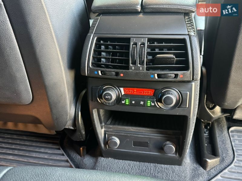 Внедорожник / Кроссовер BMW X5 2011 в Киеве