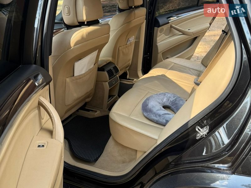 Внедорожник / Кроссовер BMW X5 2010 в Олевске фото 17 Внедорожник / Кроссовер BMW X5 2010 в Олевске