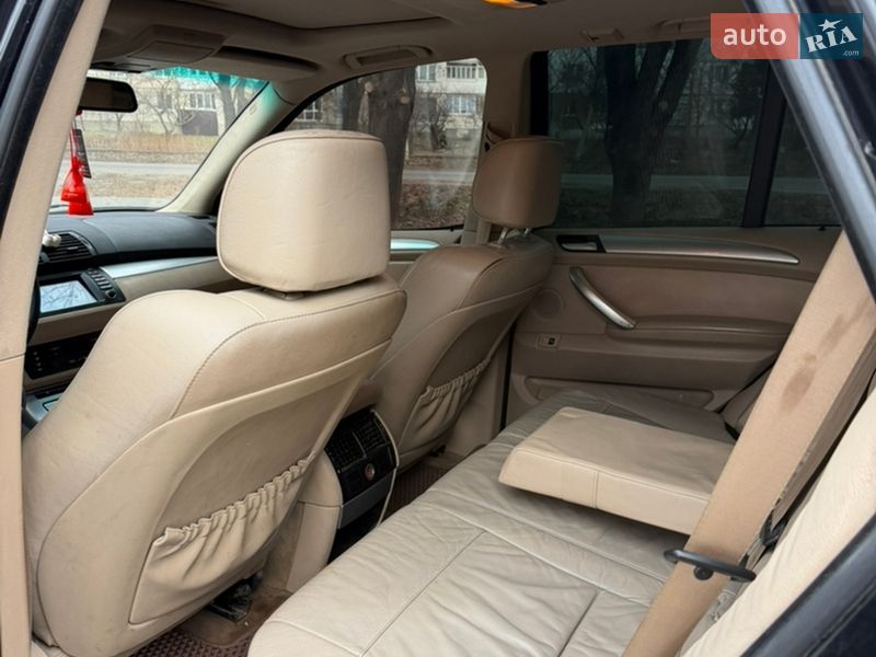 Внедорожник / Кроссовер BMW X5 2001 в Ровно