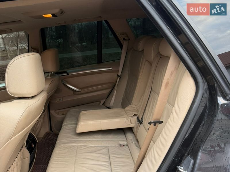 Внедорожник / Кроссовер BMW X5 2001 в Ровно