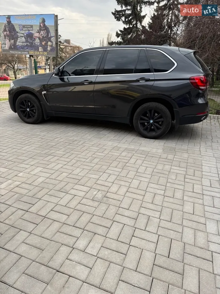 2016 BMW X5 - мініатюра 18