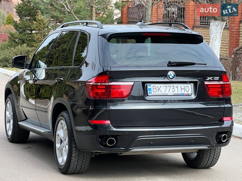 Внедорожник / Кроссовер BMW X5 2010 в Ровно