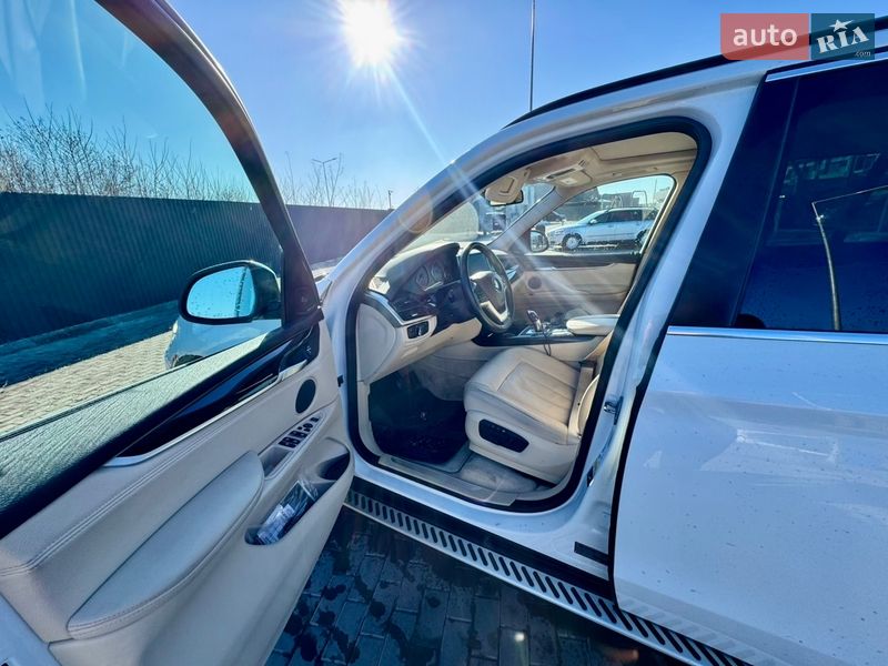 Внедорожник / Кроссовер BMW X5 2015 в Сарнах