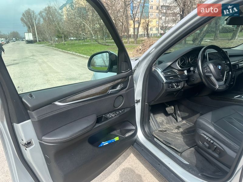 Внедорожник / Кроссовер BMW X5 2017 в Днепре