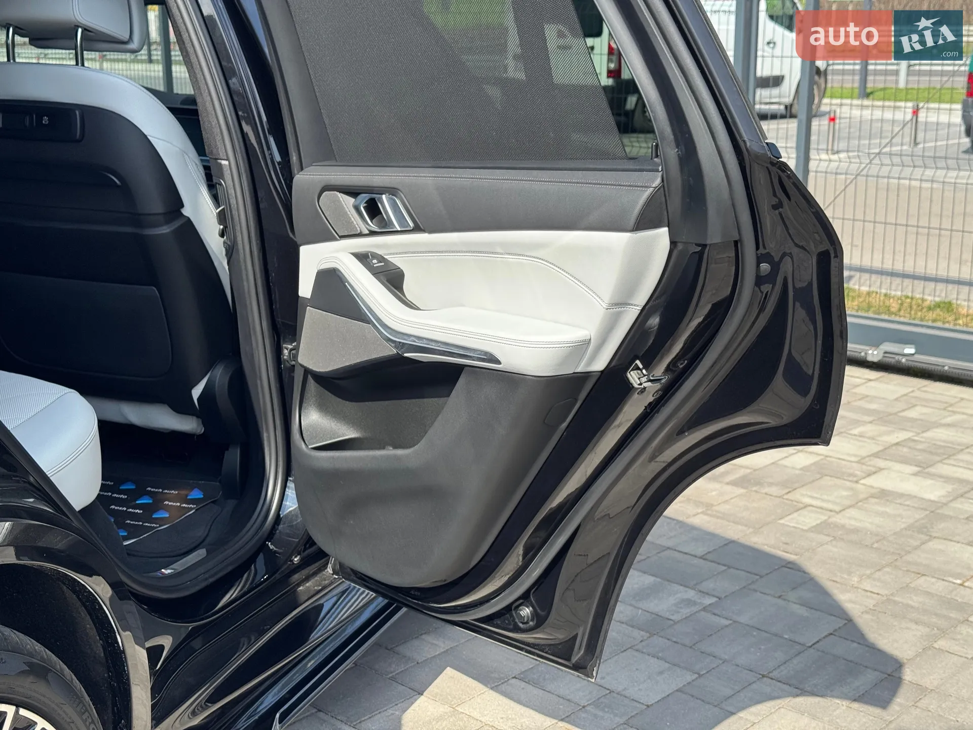 2023 BMW X5 - мініатюра 36