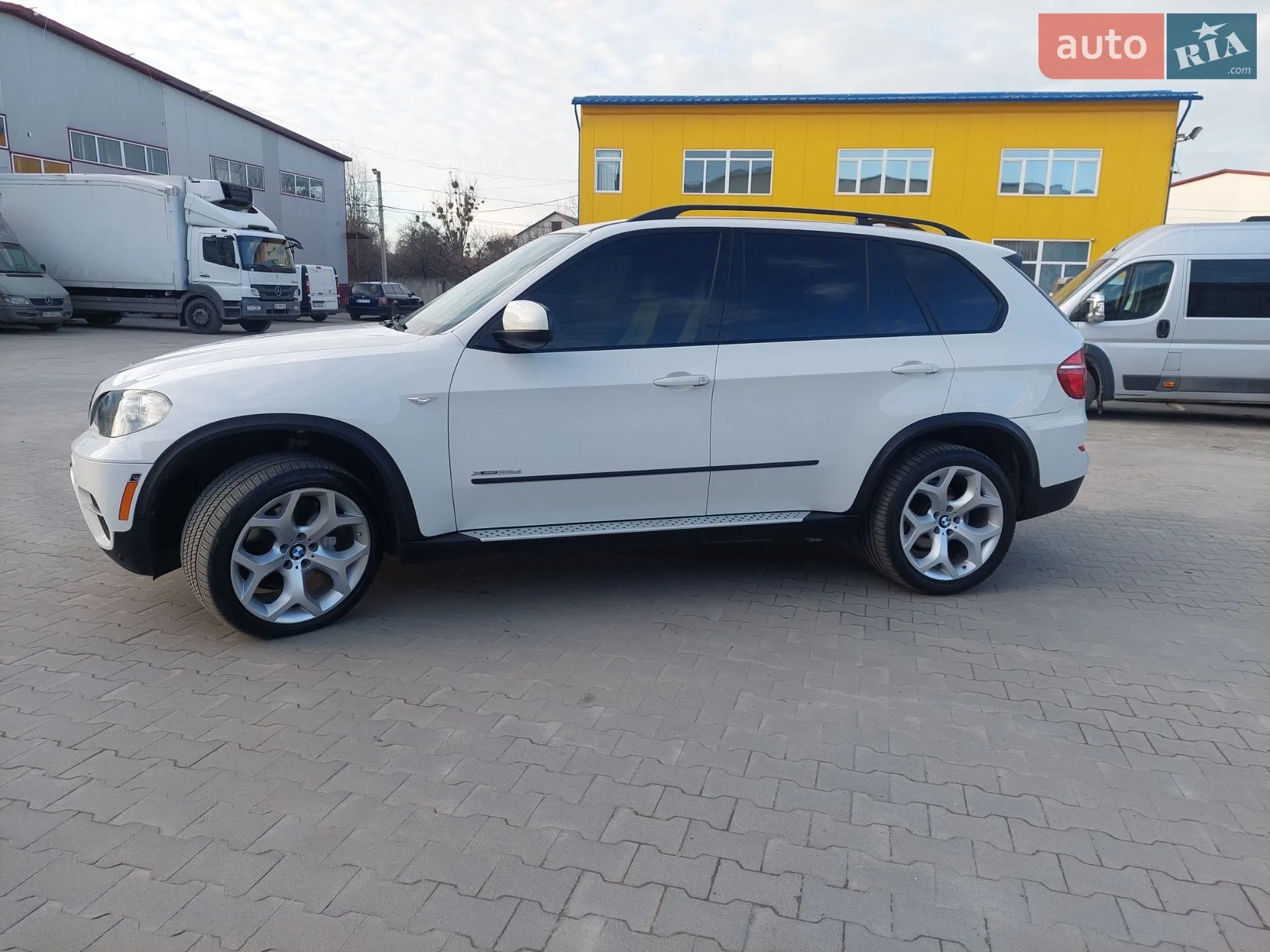 2011 BMW X5 - мініатюра 11