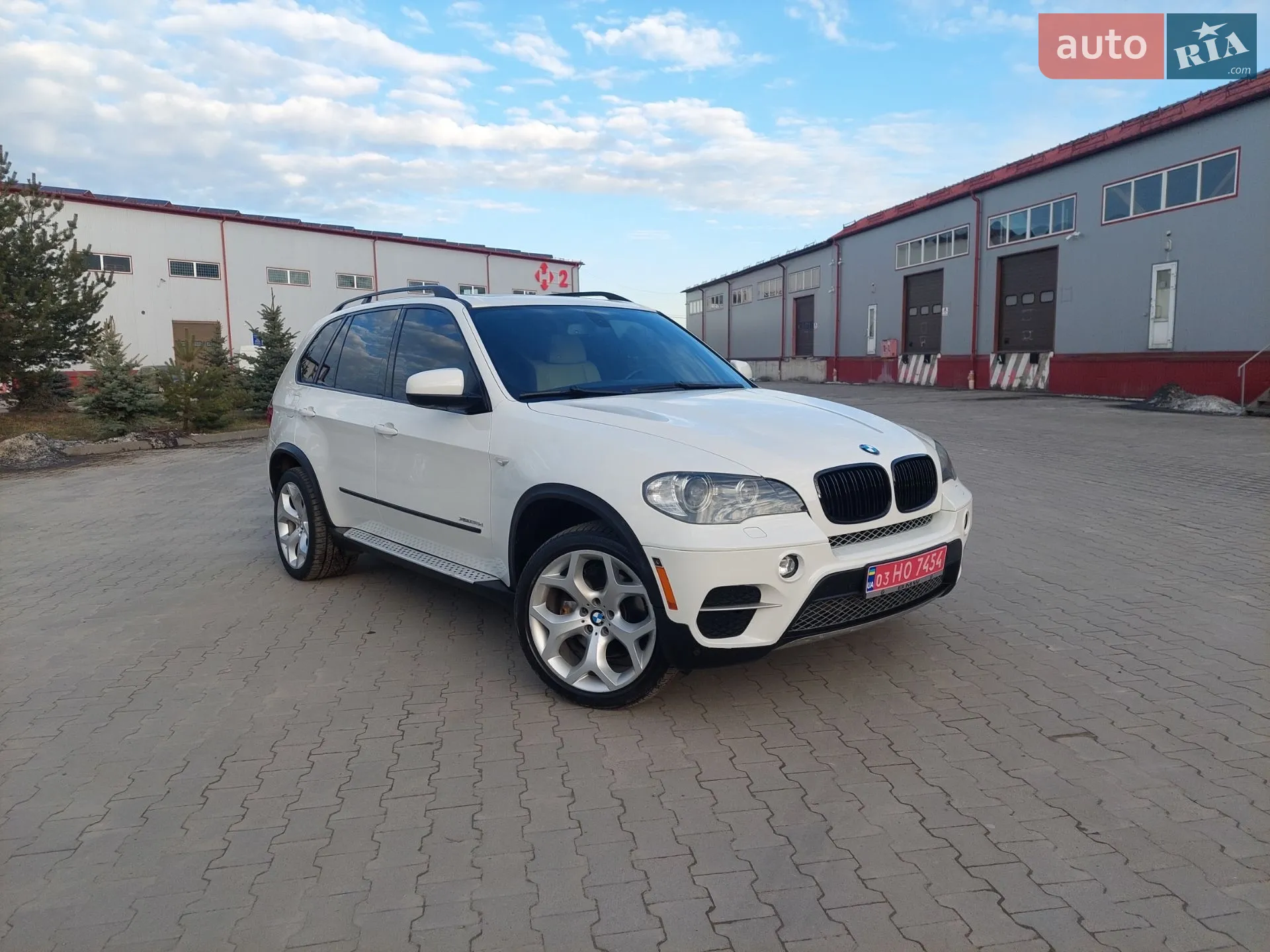 2011 BMW X5 - мініатюра 2