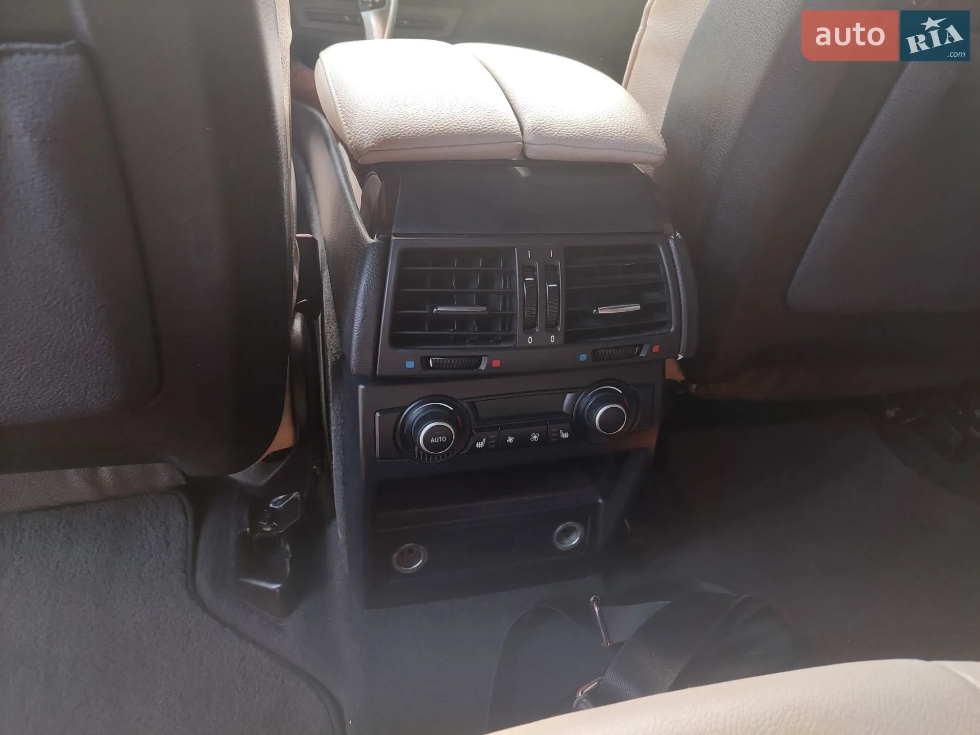 2011 BMW X5 - мініатюра 29