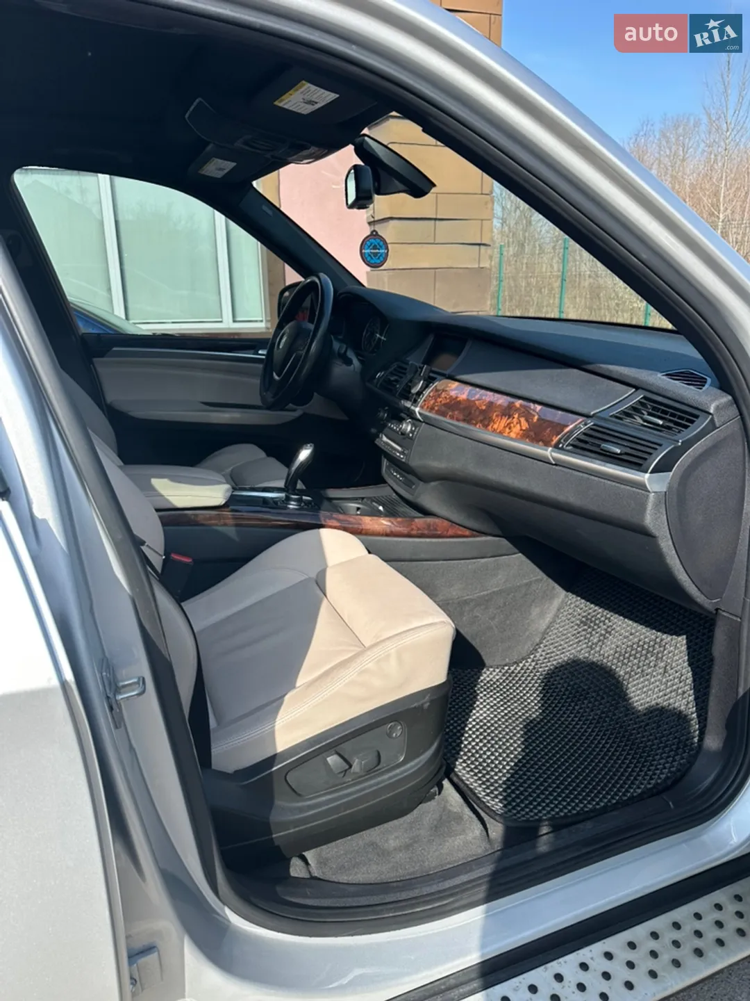 2011 BMW X5 - мініатюра 27
