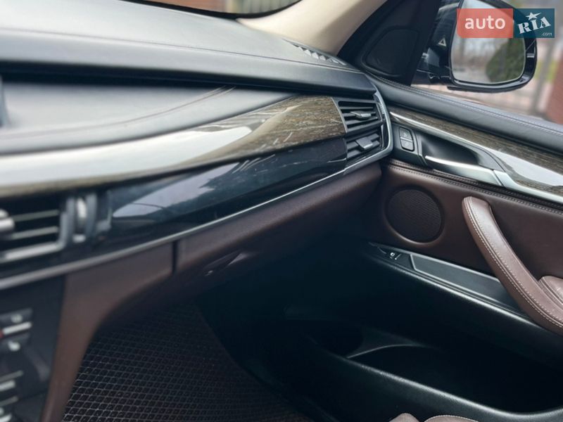 Внедорожник / Кроссовер BMW X5 2014 в Киеве