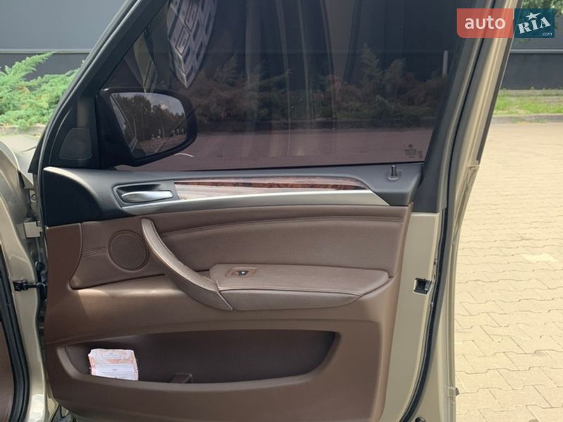 Внедорожник / Кроссовер BMW X5 2011 в Белой Церкви