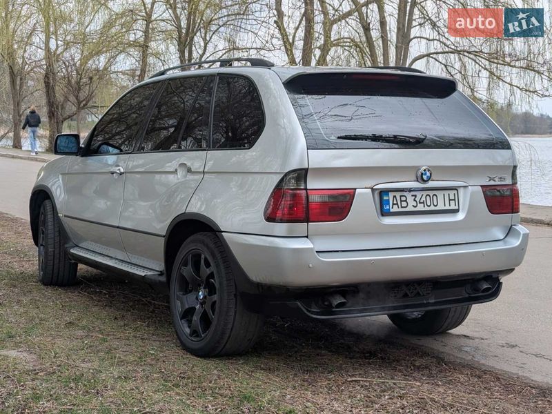Внедорожник / Кроссовер BMW X5 2001 в Млинове