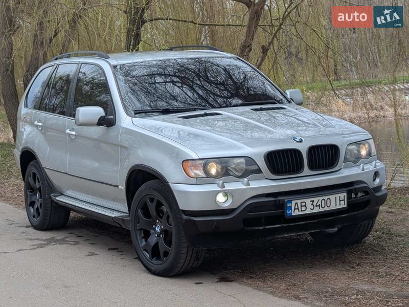 Внедорожник / Кроссовер BMW X5 2001 в Млинове