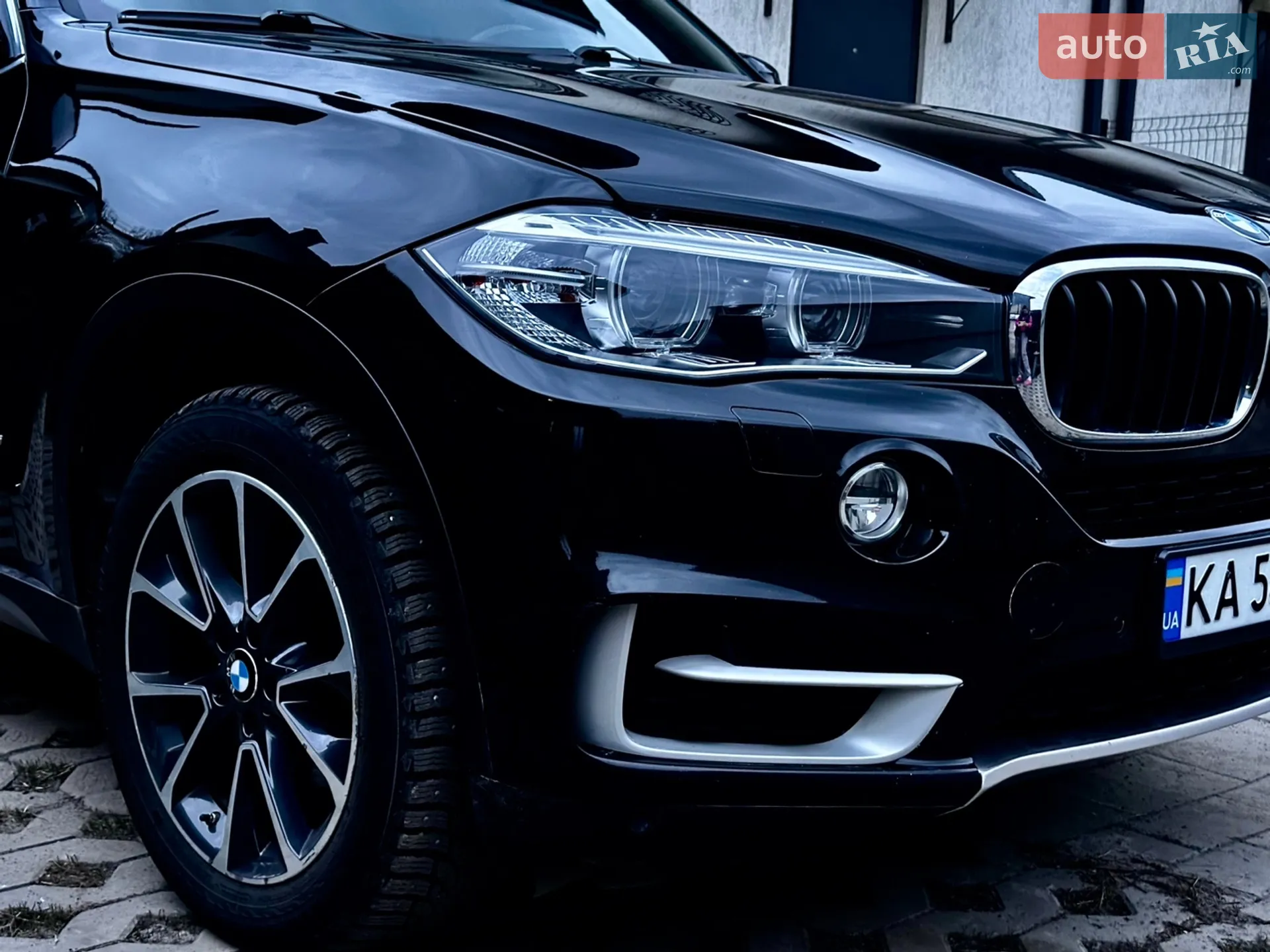 2016 BMW X5 - мініатюра 2