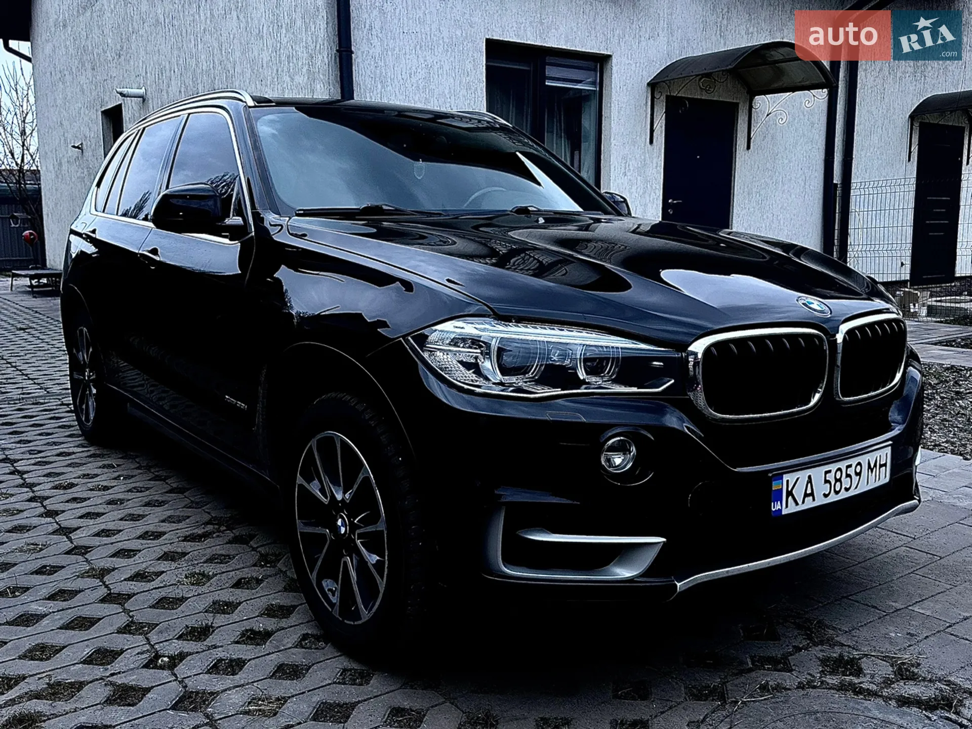 2016 BMW X5 - мініатюра 3
