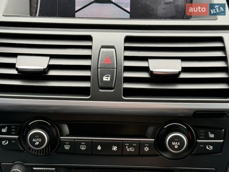 Внедорожник / Кроссовер BMW X5 2011 в Ровно