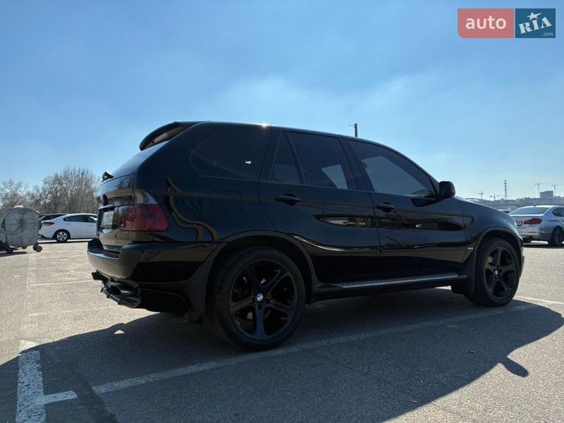 Внедорожник / Кроссовер BMW X5 2004 в Киеве