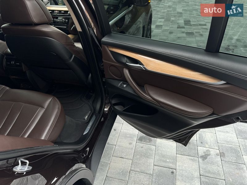 Позашляховик / Кросовер BMW X5 2015 в Дрогобичі