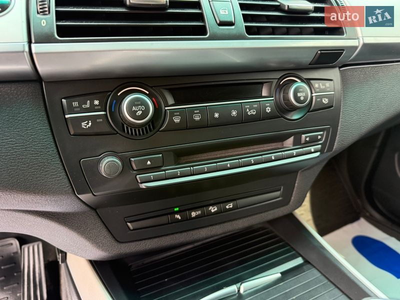 Внедорожник / Кроссовер BMW X5 2010 в Стрые