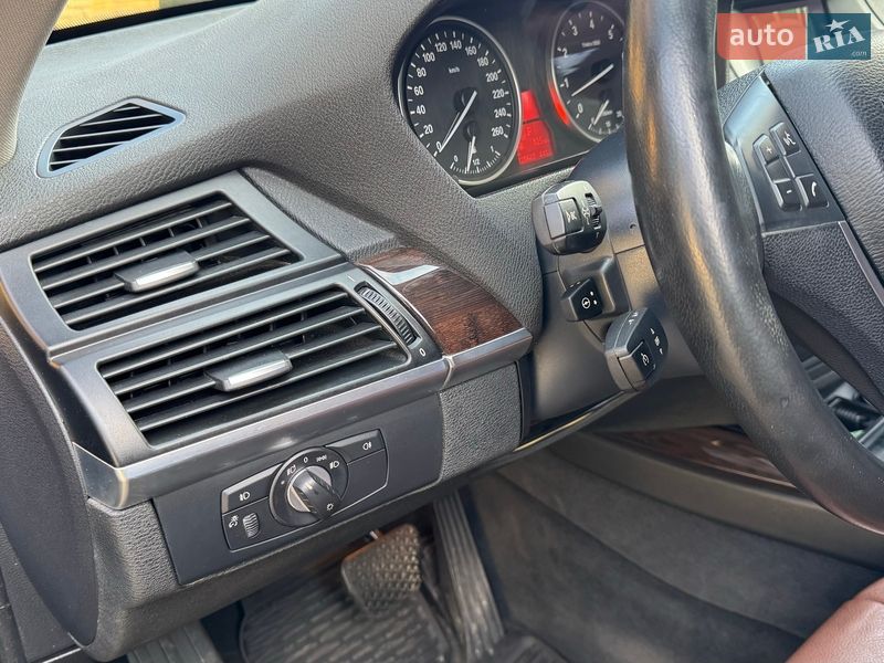 Внедорожник / Кроссовер BMW X5 2013 в Сумах