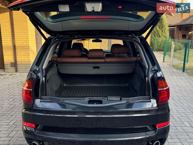 Внедорожник / Кроссовер BMW X5 2013 в Сумах
