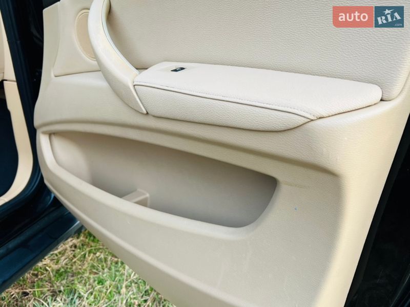 Внедорожник / Кроссовер BMW X5 2011 в Львове