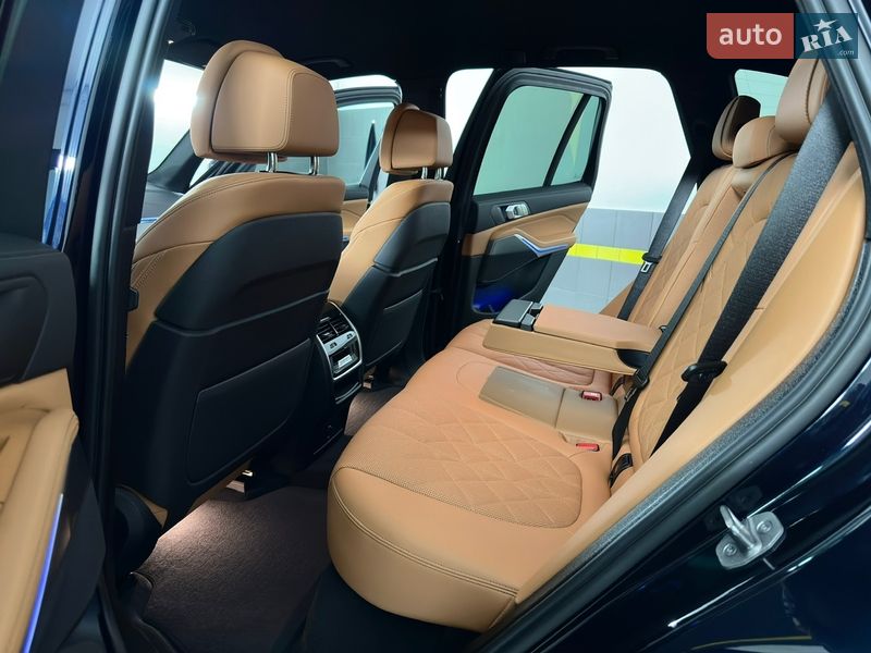 Внедорожник / Кроссовер BMW X5 2022 в Казатине