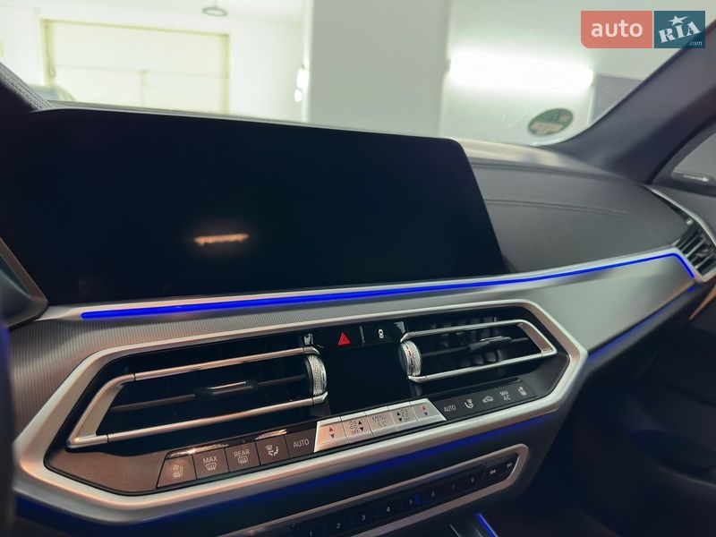 Внедорожник / Кроссовер BMW X5 2022 в Казатине