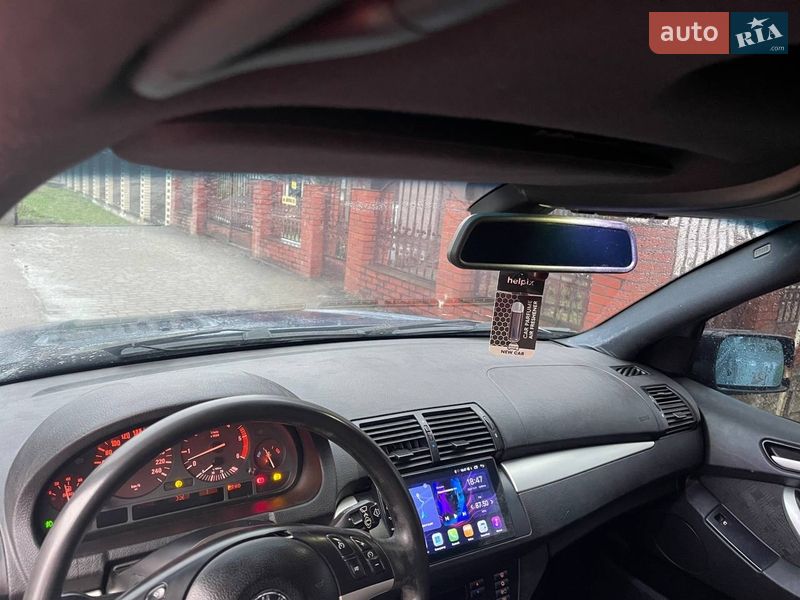 Внедорожник / Кроссовер BMW X5 2002 в Черновцах