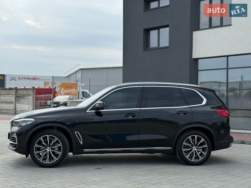 BMW X5 2019
