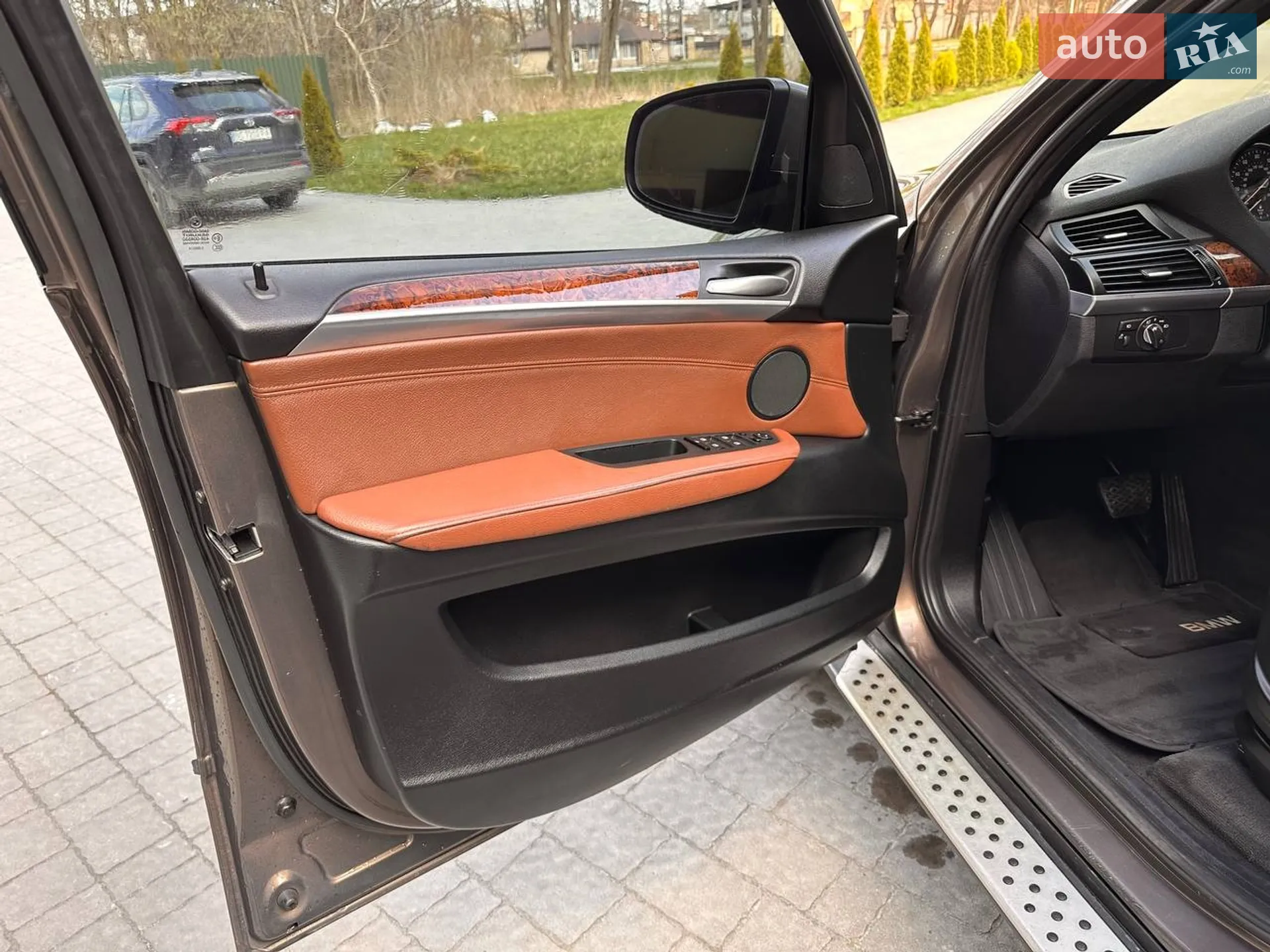 2011 BMW X5 - мініатюра 20