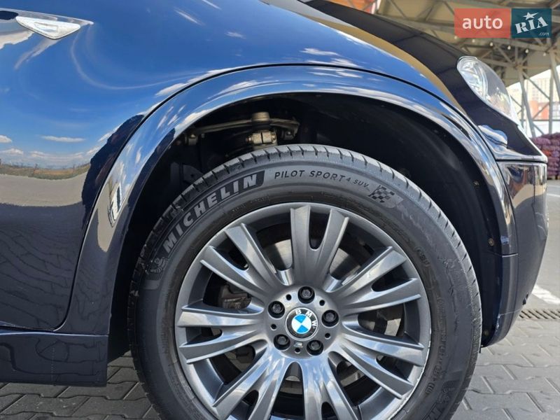 Внедорожник / Кроссовер BMW X5 2012 в Одессе