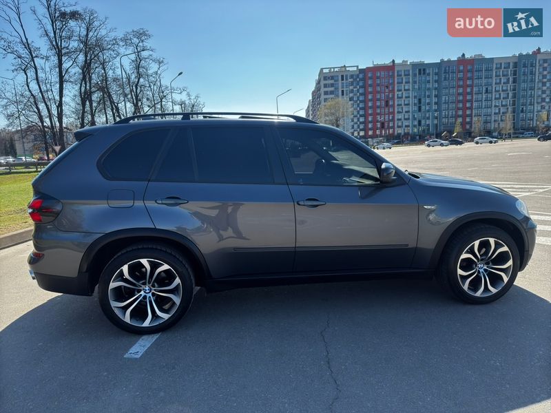 Позашляховик / Кросовер BMW X5 2012 в Києві фото 8 Позашляховик / Кросовер BMW X5 2012 в Києві