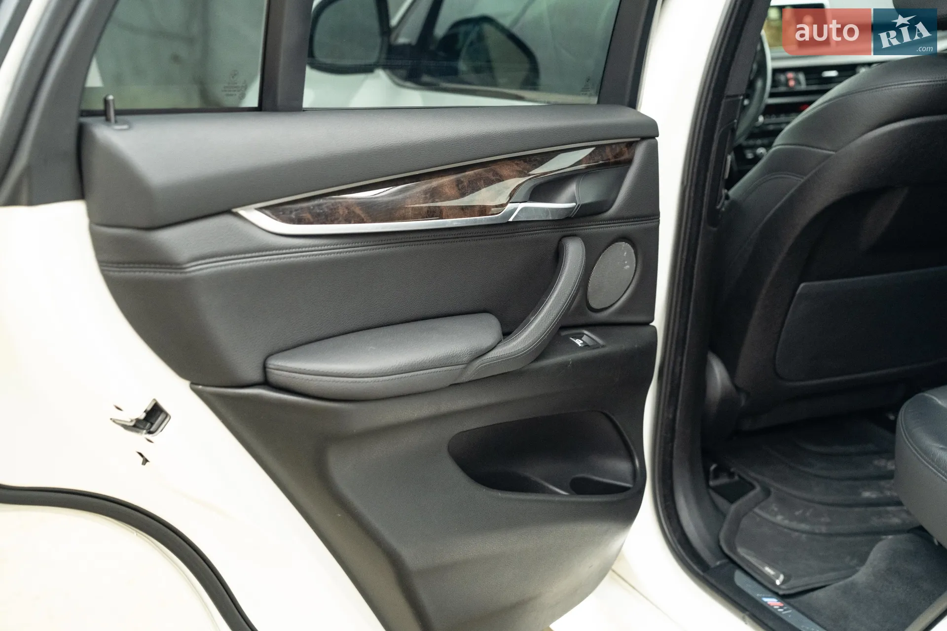 2015 BMW X5 - мініатюра 55