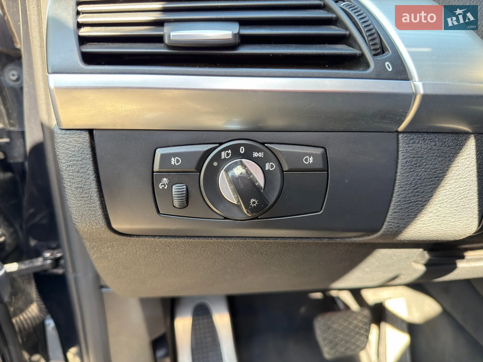 2011 BMW X5 - мініатюра 16