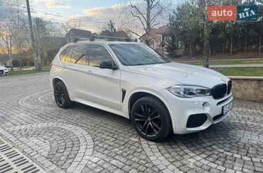 Позашляховик / Кросовер BMW X5 2016 в Чернівцях