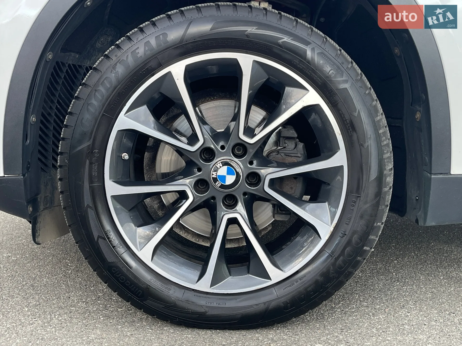 2017 BMW X5 - мініатюра 36