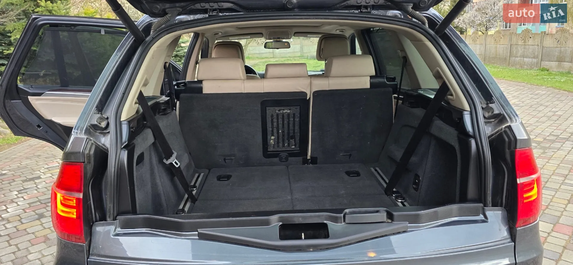 2010 BMW X5 - мініатюра 23